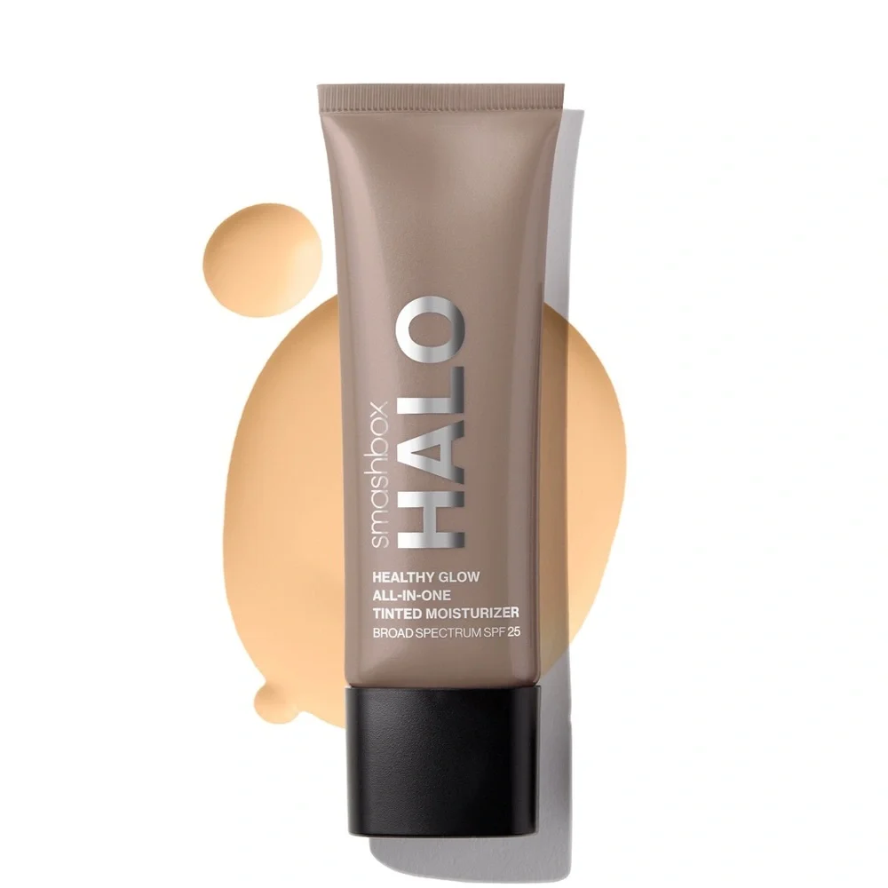 NEW Smashbox Halo All-In-One Tinted Moisturizer in shade: Light